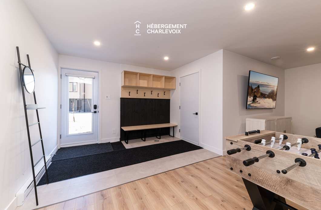 Chalet Grande-Pointe 10 - Is located at less than 200 meters from the chairlift