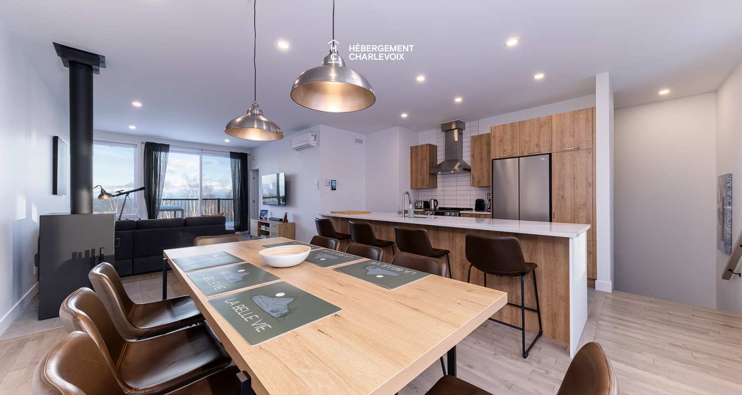 Chalet Grande-Pointe 11 - Is located at less than 200 meters from the chairlift