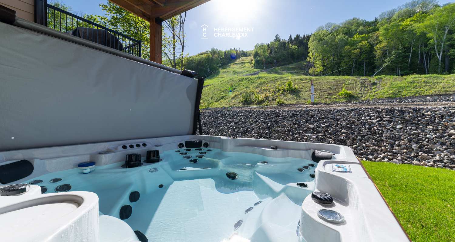 Chalet Grande-Pointe 12 - Is located at less than 200 meters from the chairlift