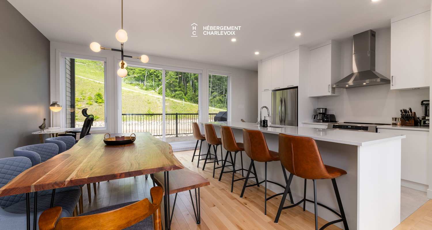 Chalet Grande-Pointe 12 - Is located at less than 200 meters from the chairlift