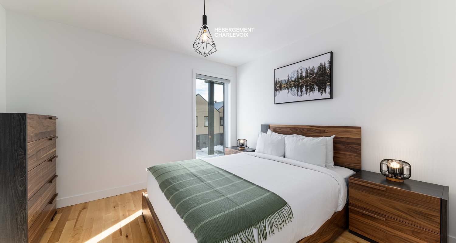 Chalet Grande-Pointe 18 - Is located at less than 200 meters from the chairlift