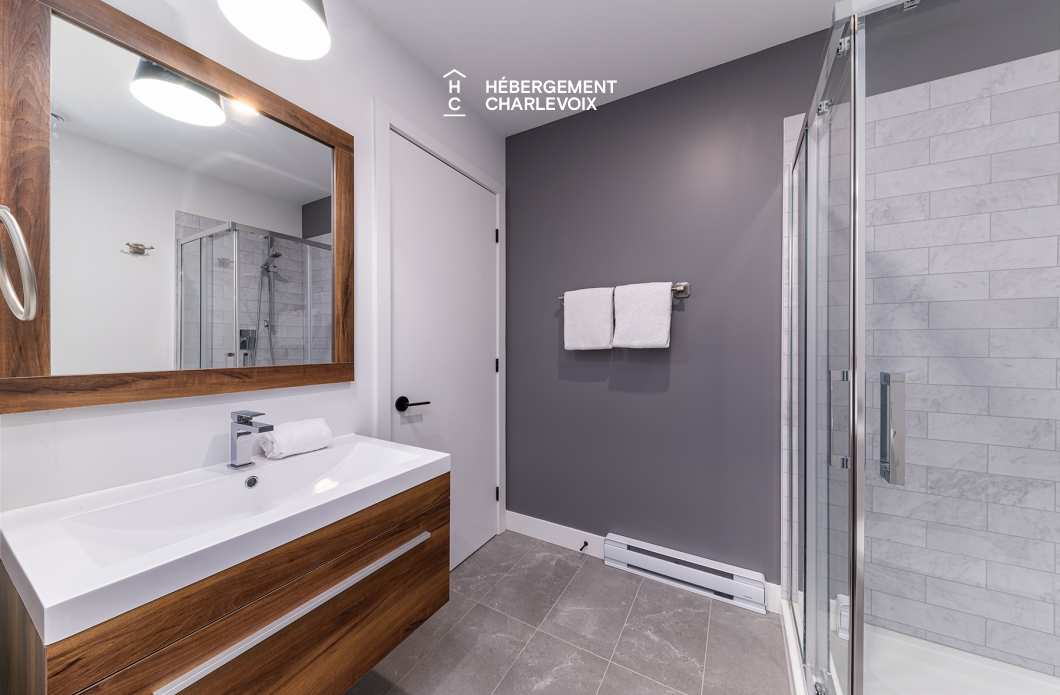 Chalet Grande-Pointe 02 - Idéal pour l'hiver tout comme l'été!