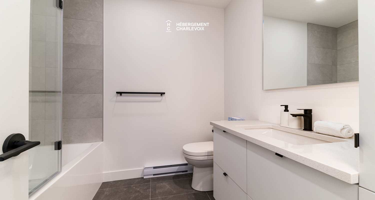 Chalet Grande-Pointe 24 - Is located at less than 200 meters from the chairlift