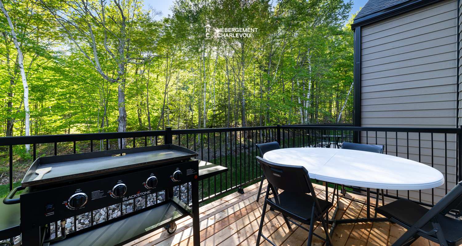 Chalet Grande-Pointe 28 - Is located at less than 200 meters from the chairlift