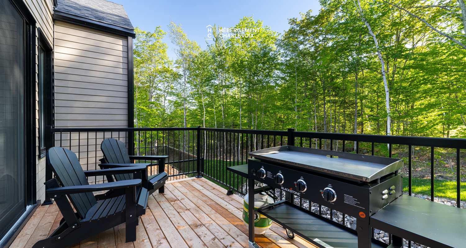 Chalet Grande-Pointe 28 - Is located at less than 200 meters from the chairlift