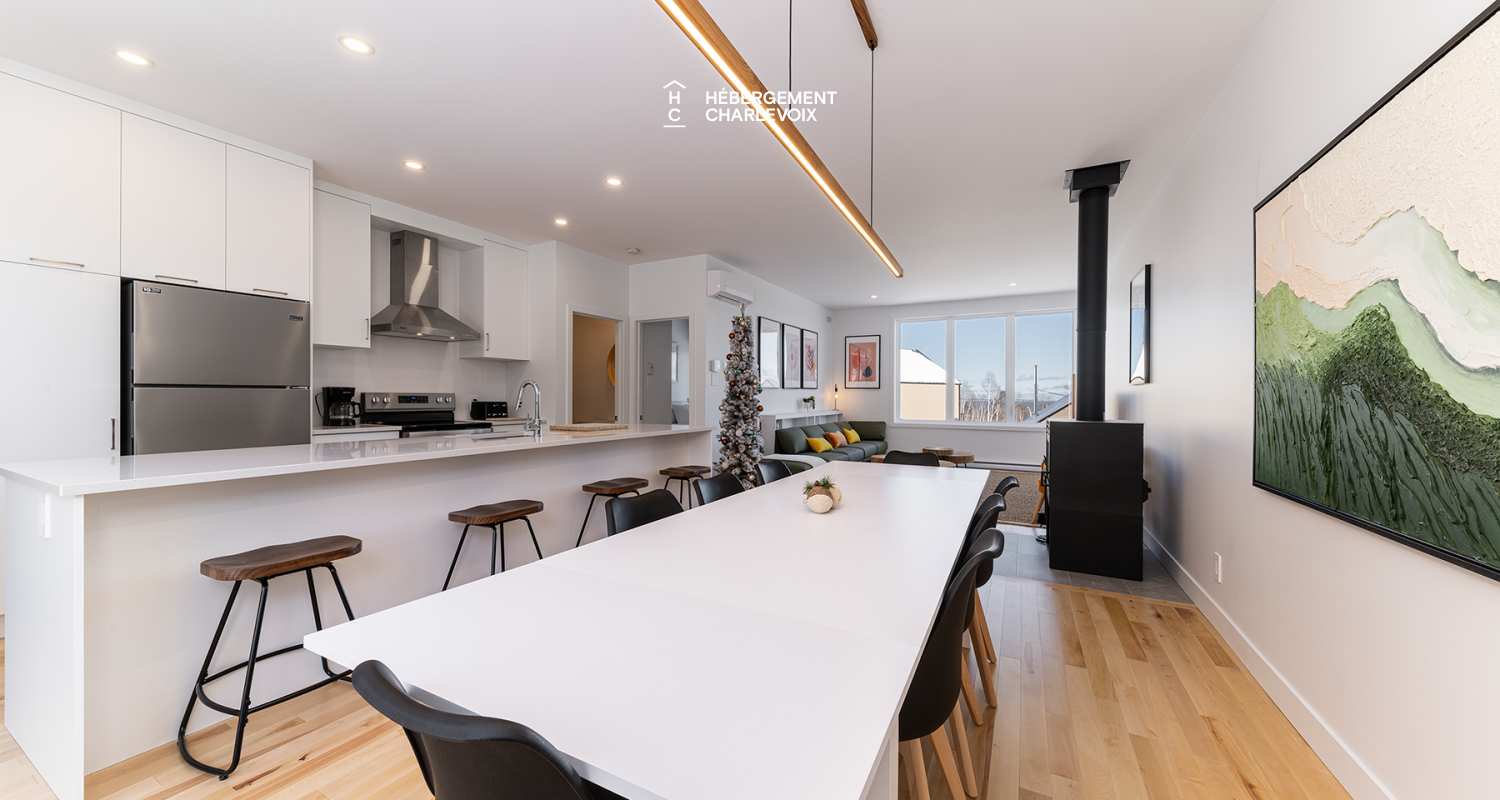 Chalet Grande-Pointe 28 - Is located at less than 200 meters from the chairlift