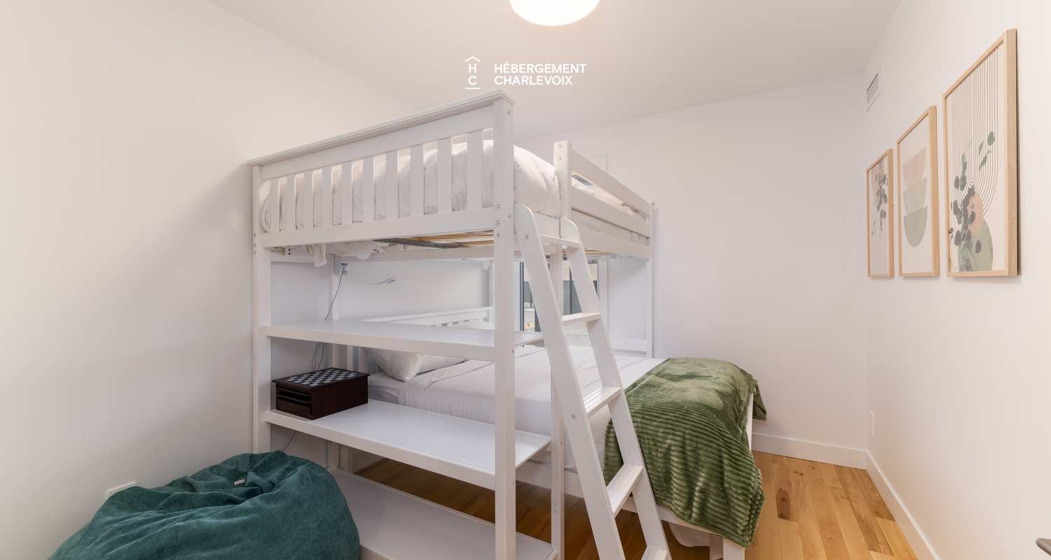 Chalet Grande-Pointe 28 - Is located at less than 200 meters from the chairlift