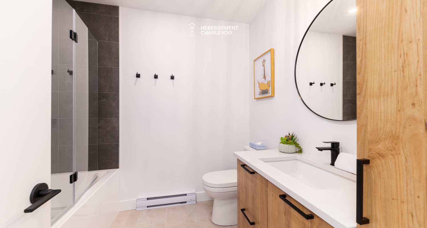 Chalet Grande-Pointe 32 - Is located at less than 200 meters from the chairlift