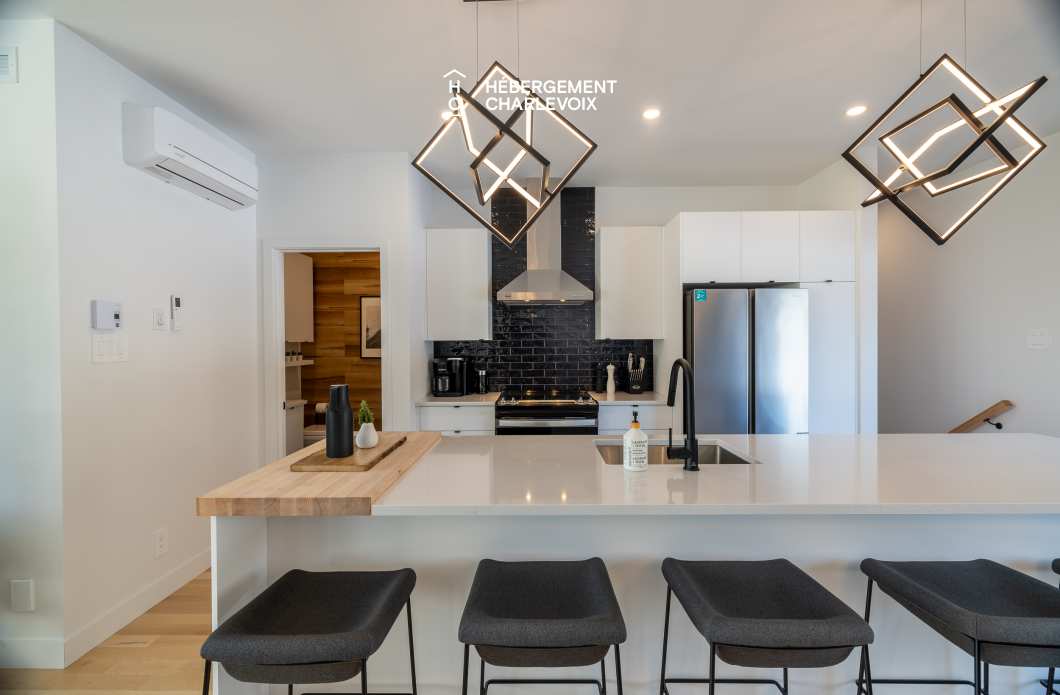 Chalet Grande-Pointe 08 - Idéal pour l'hiver tout comme l'été!