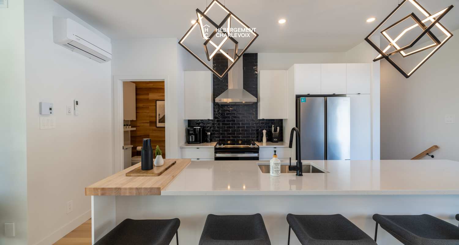 Chalet Grande-Pointe 08 - Is located at less than 200 meters from the chairlift