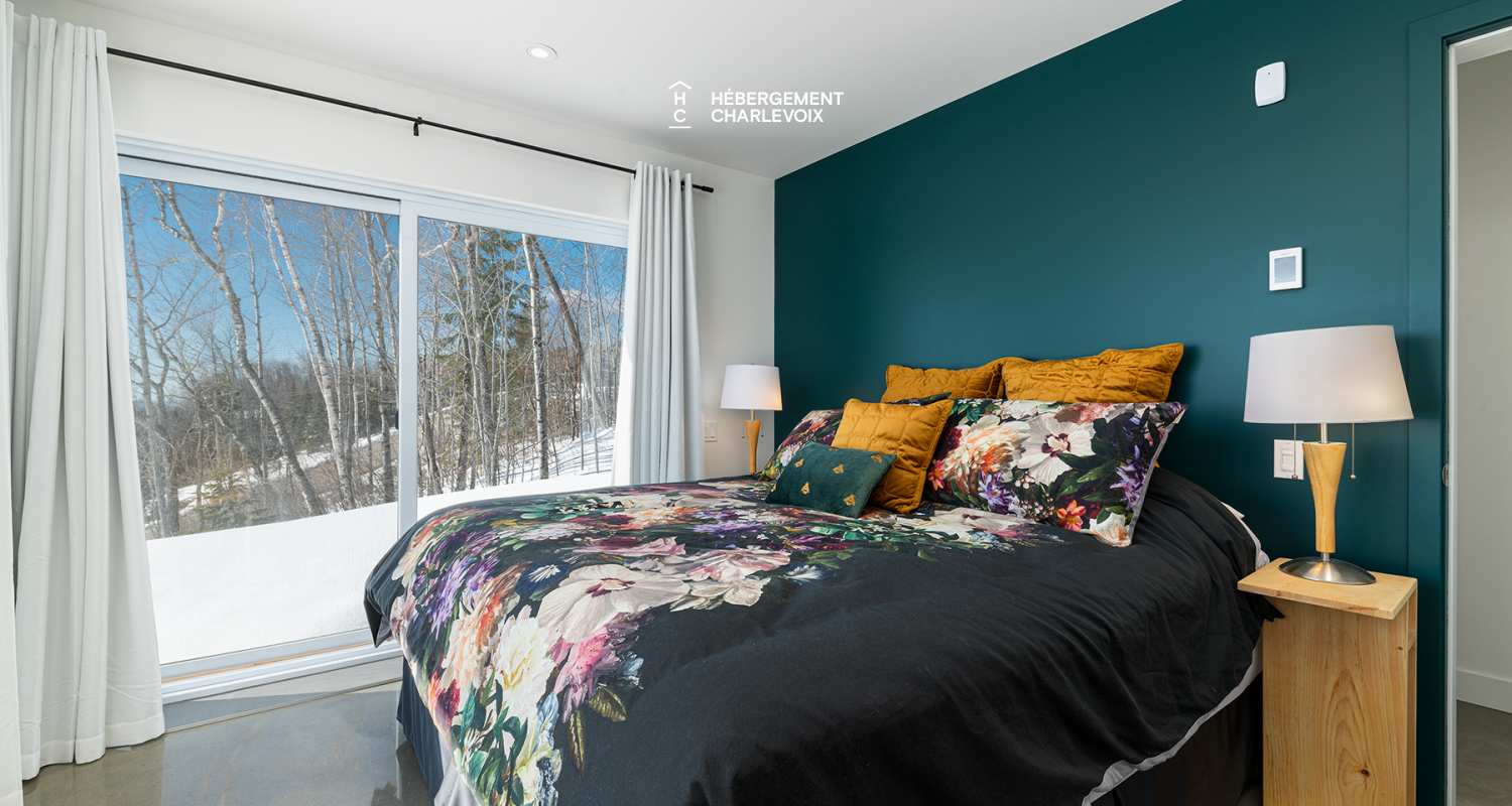 MIS-343 - Breathtaking view of the St. Lawrence River.