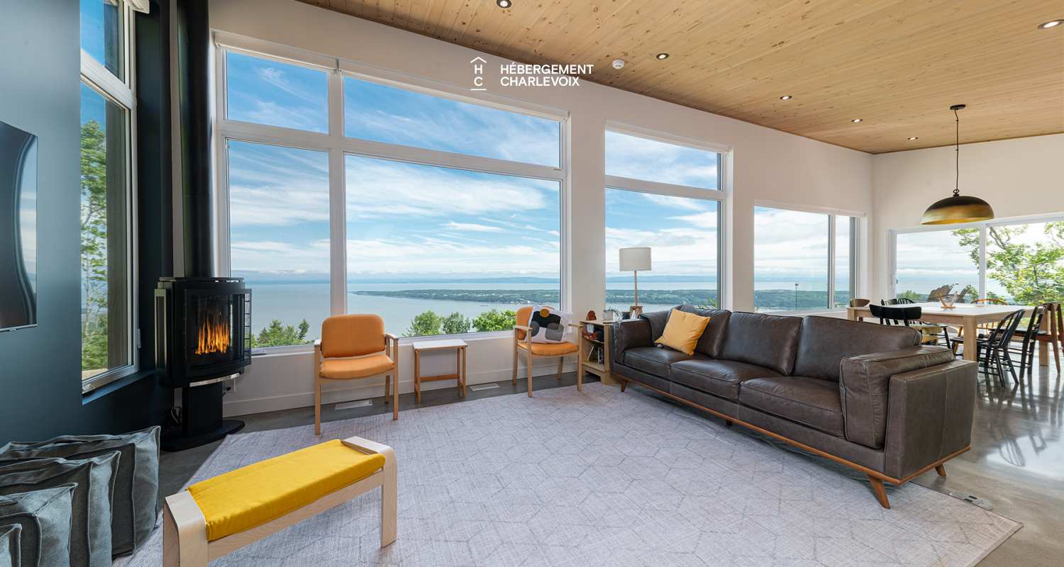 MIS-343 - Breathtaking view of the St. Lawrence River.