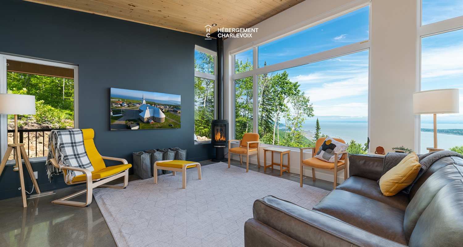 MIS-343 - Breathtaking view of the St. Lawrence River.