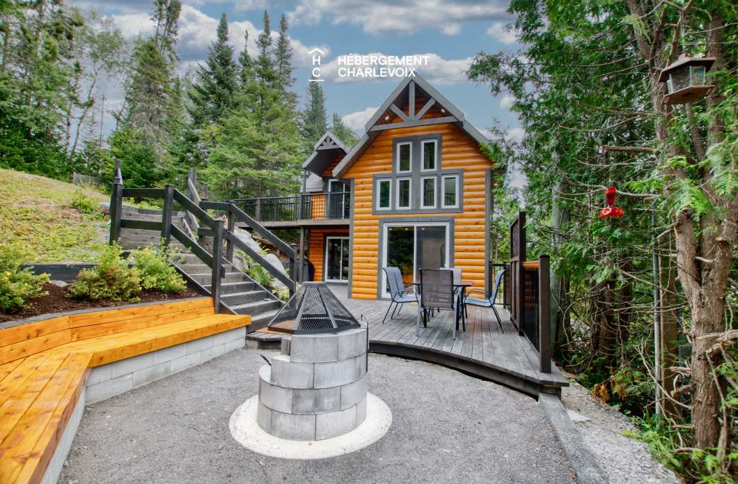 NOUF-256 - Chalet sur le bord d'un lac avec sentier, cascade et étang