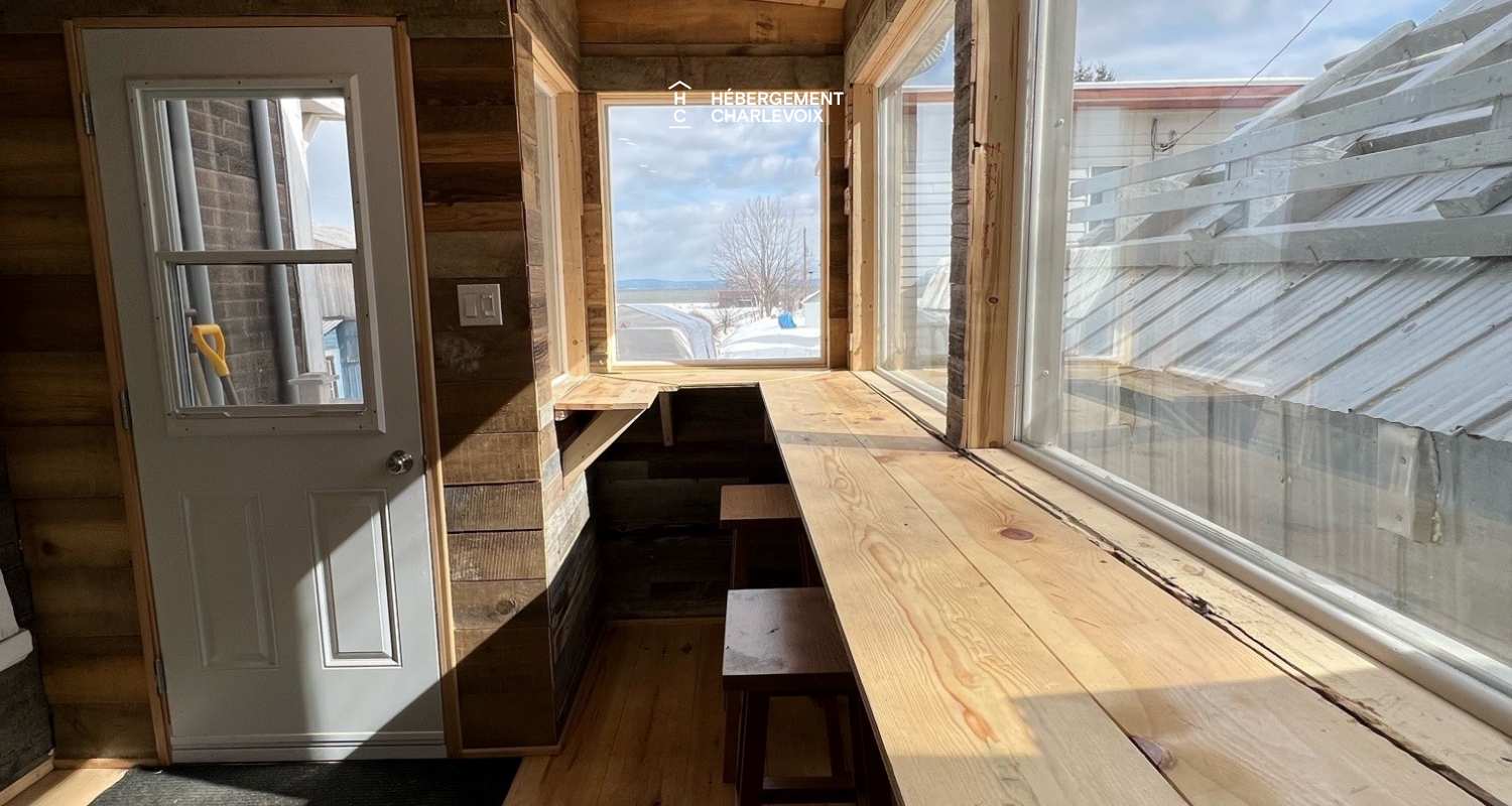 OLI-942 - A fireplace to relax 