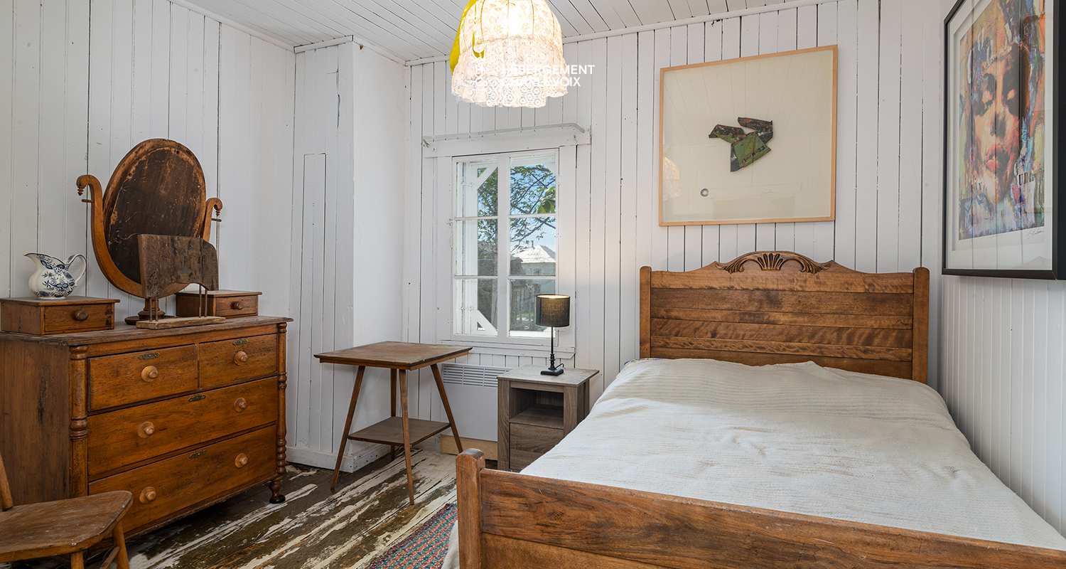 OLI-942 - A fireplace to relax 