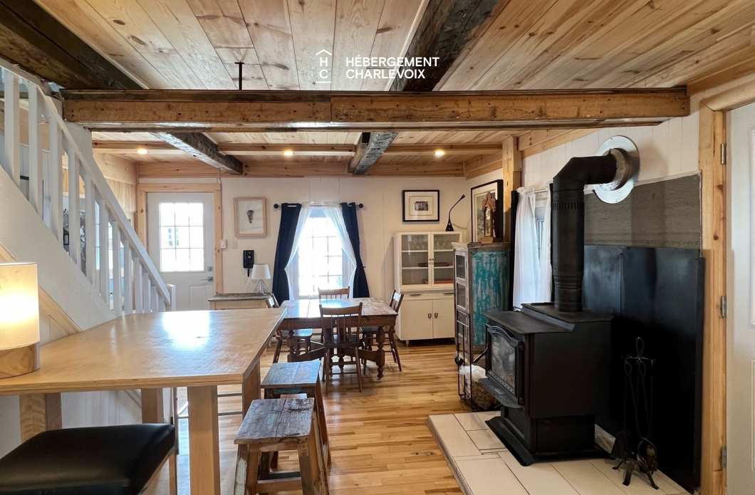 OLI-942 - Au coeur du Village de Petite-Rivière St-François