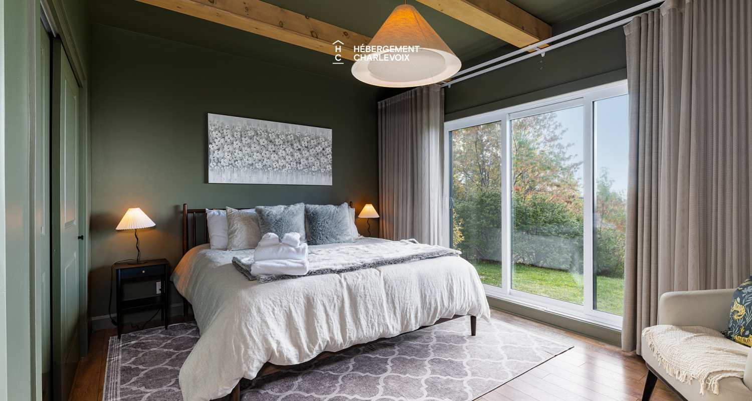 PAN-93 - The beauty of Charlevoix's landscapes