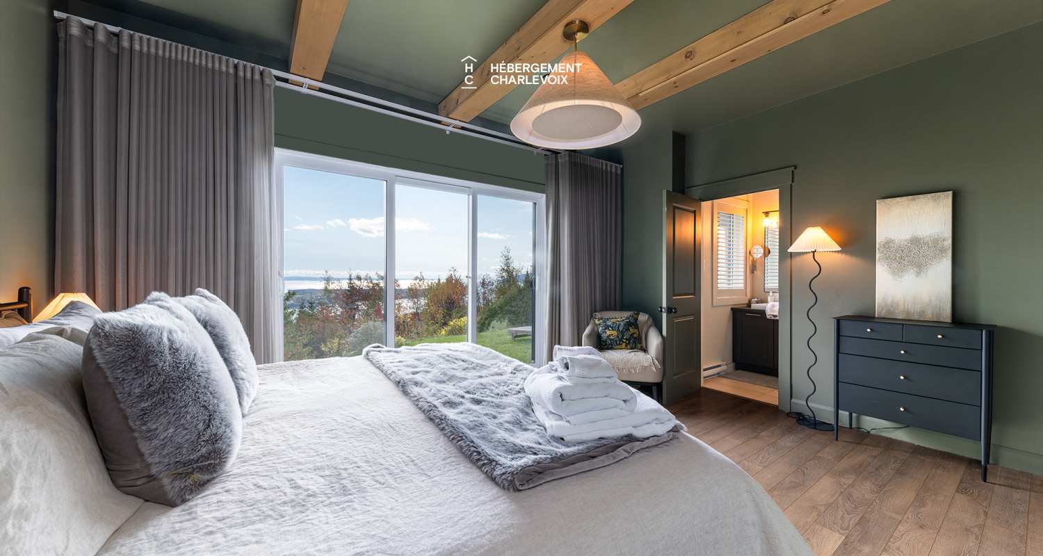 PAN-93 - The beauty of Charlevoix's landscapes