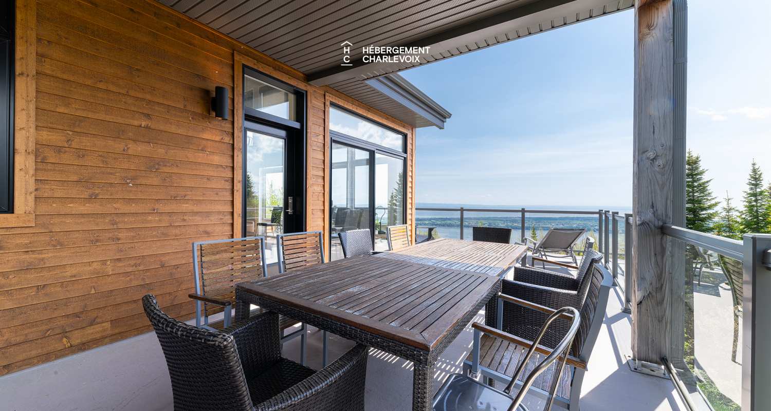 PAN-93 - The beauty of Charlevoix's landscapes