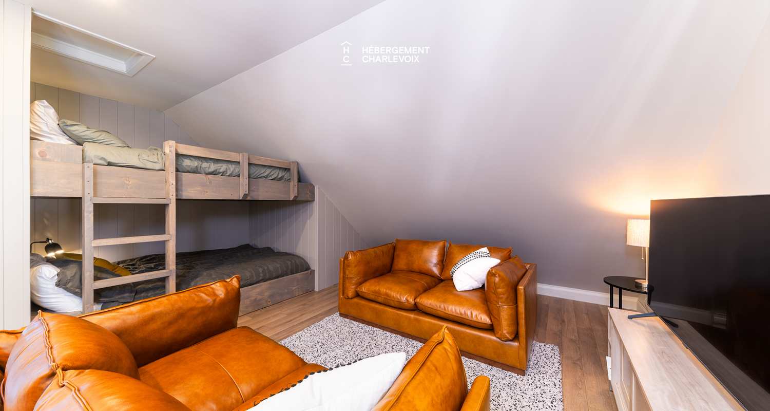 PAN-93 - The beauty of Charlevoix's landscapes