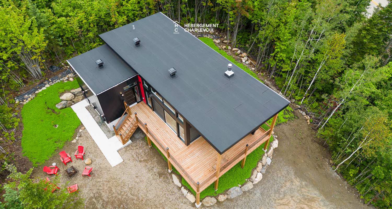 PHE-222 - Superbe chalet moderne et invitant!