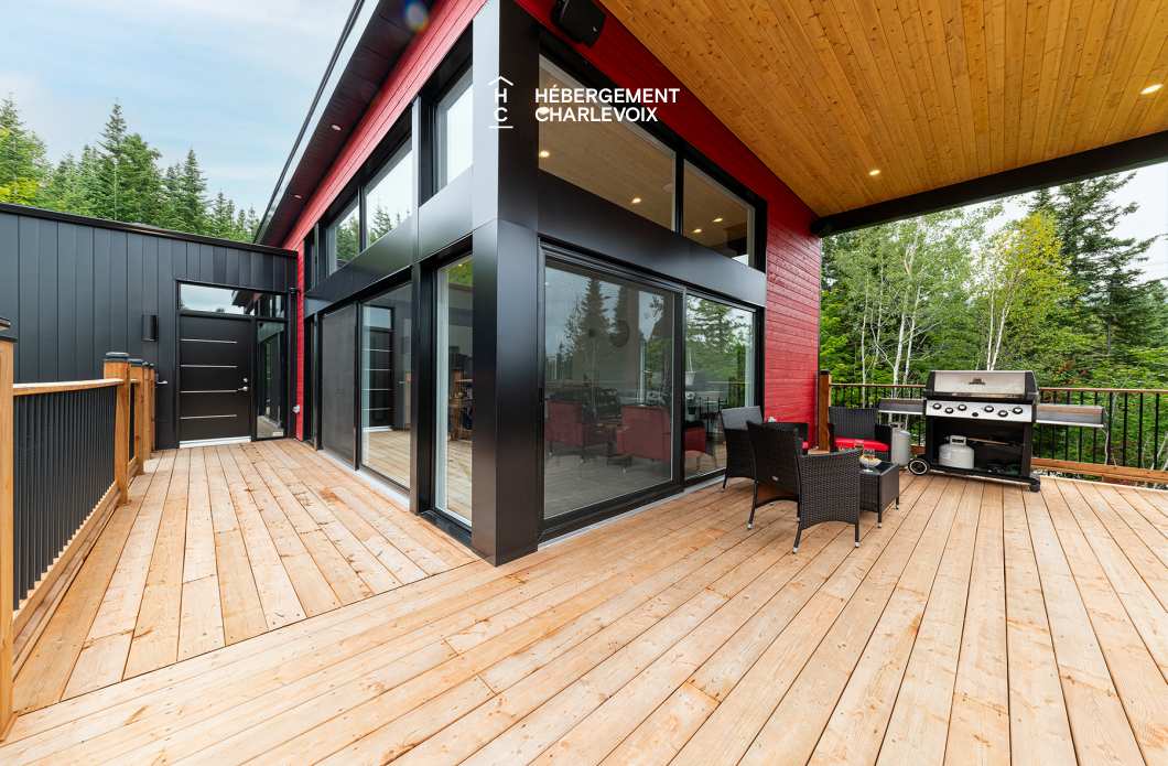 PHE-222 - Superbe chalet moderne et invitant!