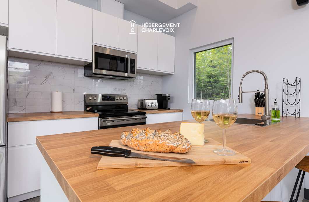 PHE-222 - Superbe chalet moderne et invitant!
