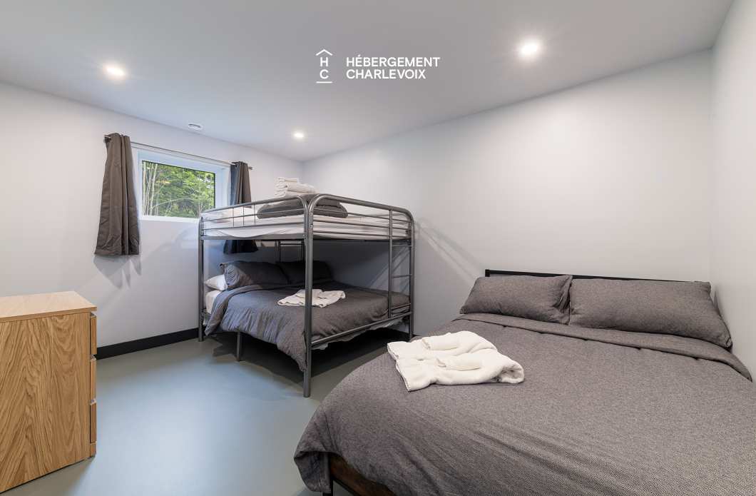 PHE-222 - Superbe chalet moderne et invitant!