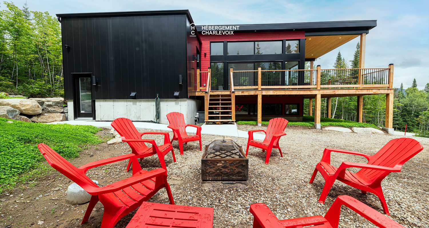 PHE-222 - Superbe chalet moderne et invitant!