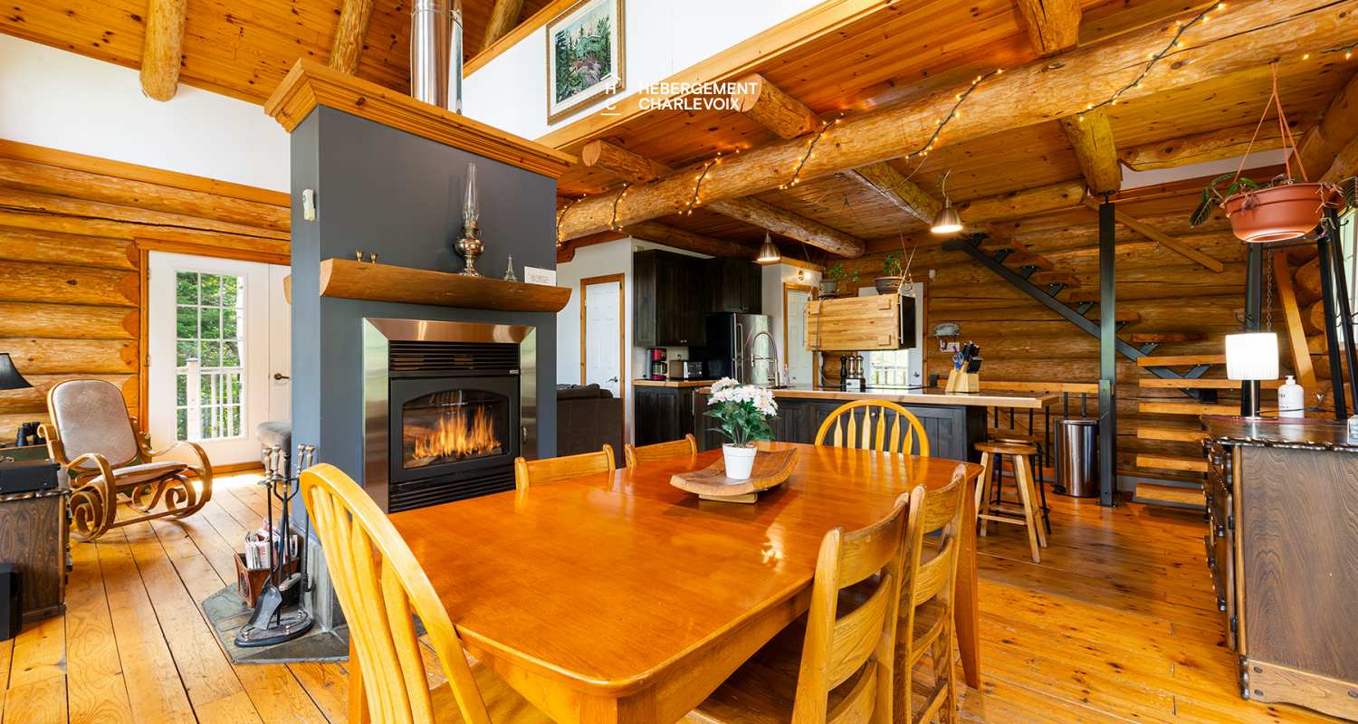 PIO-9 - Chalet de style scandinave avec un lac