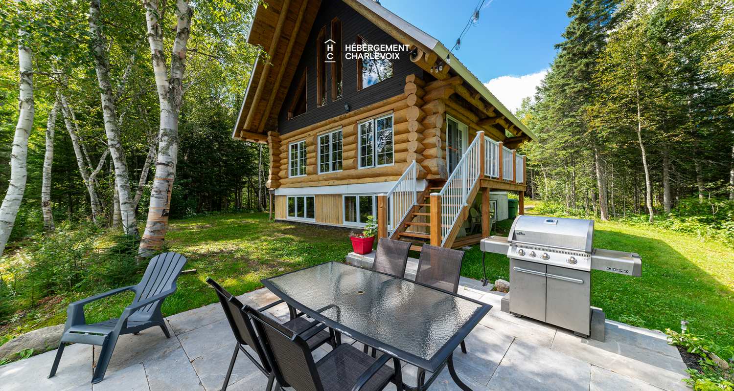 PIO-9 - Chalet de style scandinave avec un lac