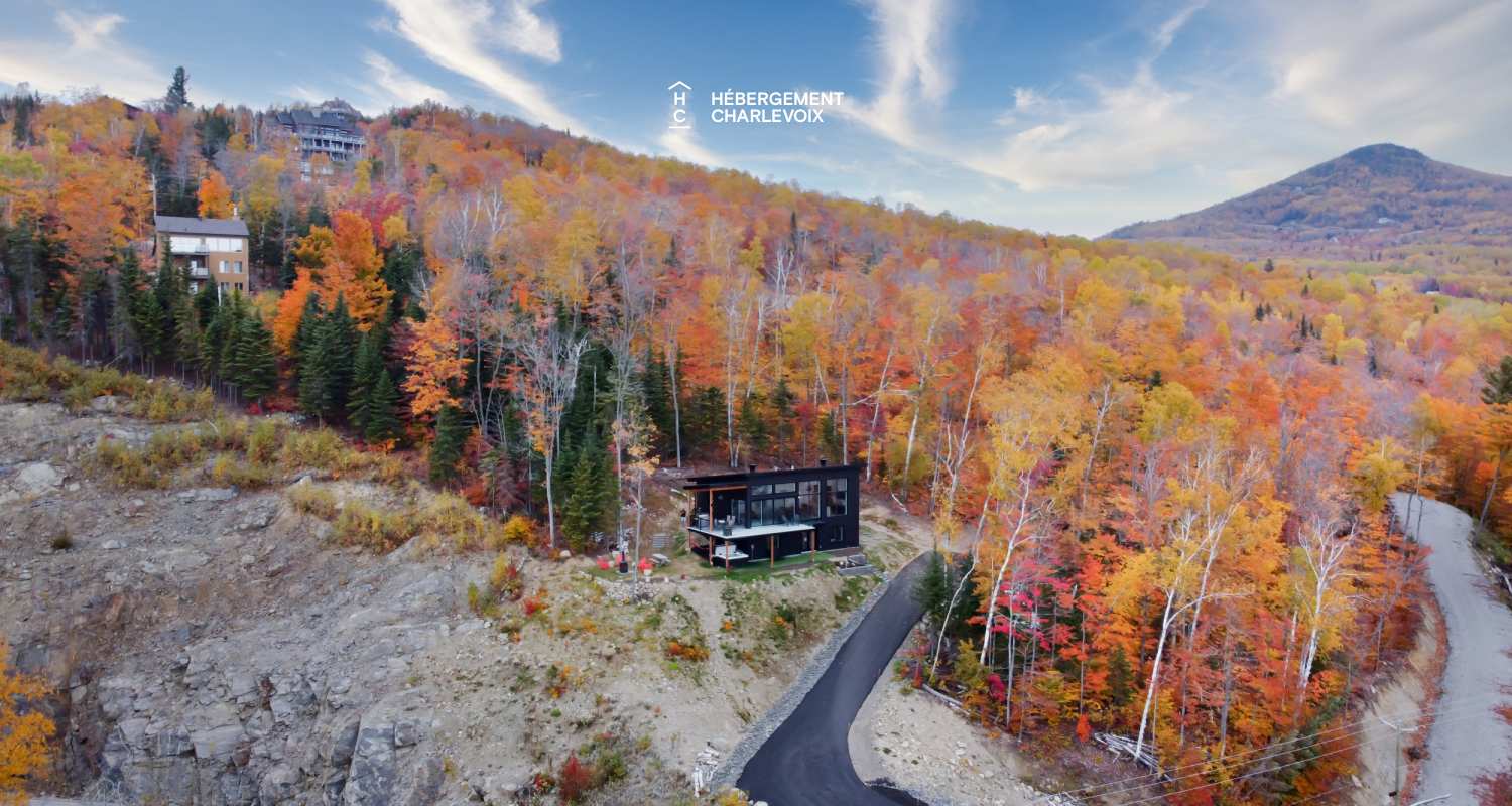 ROC-40 - New chalet with contemporary look with a view of the river!