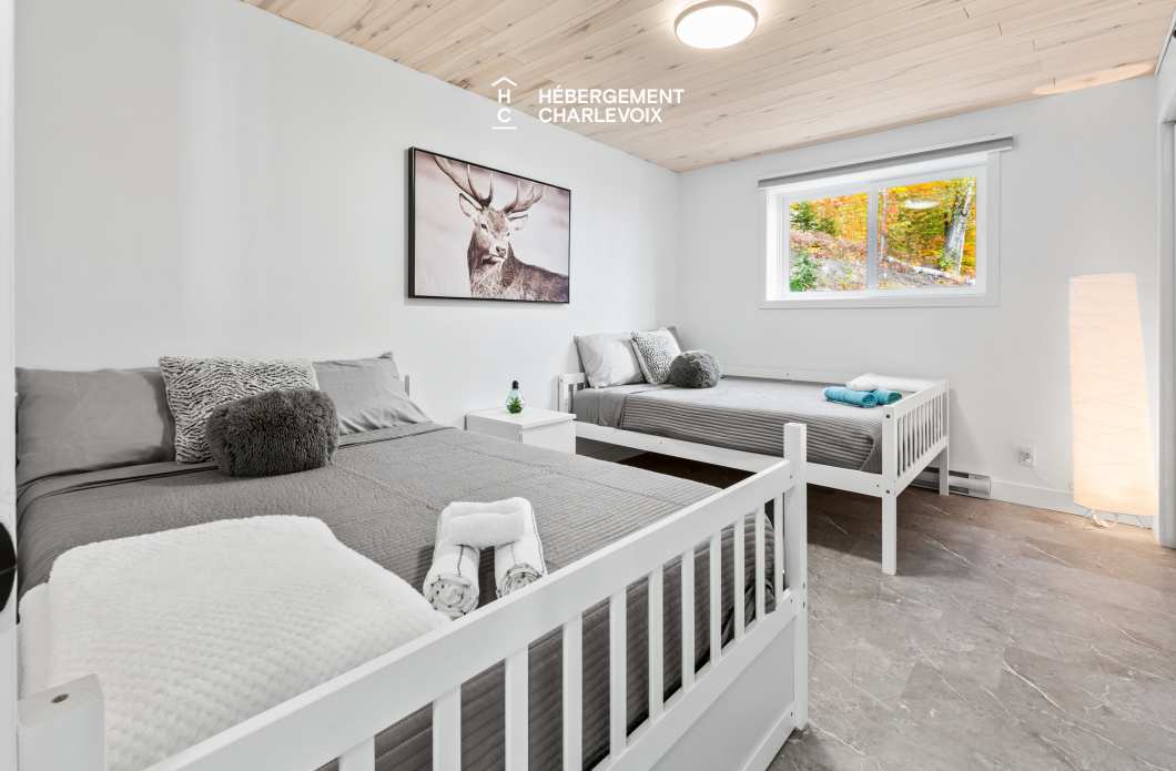 ROC-40 - Chalet neuf avec look contemporain avec vue sur le fleuve !