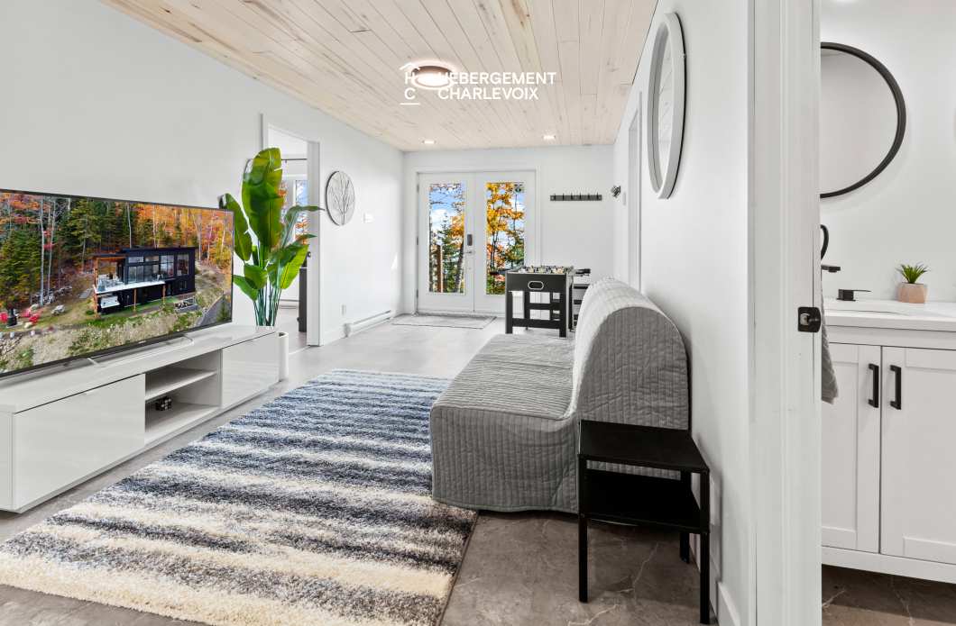 ROC-40 - Chalet neuf avec look contemporain avec vue sur le fleuve !