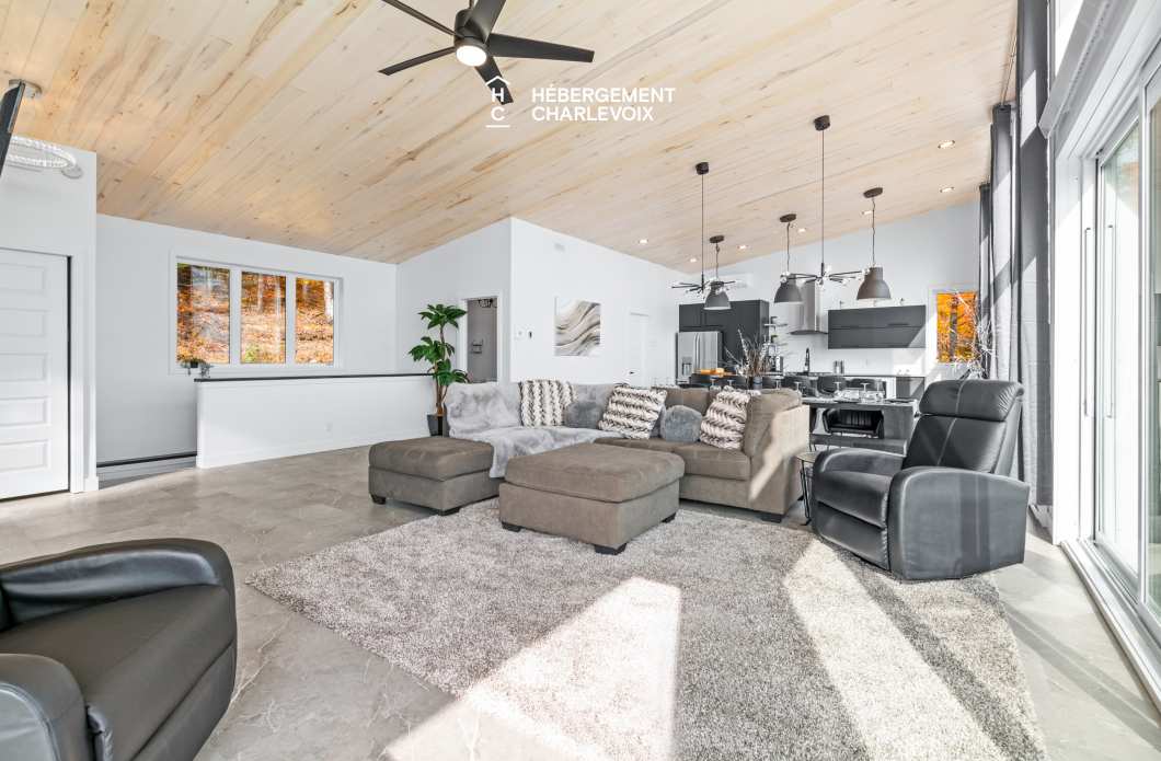 ROC-40 - Chalet neuf avec look contemporain avec vue sur le fleuve !