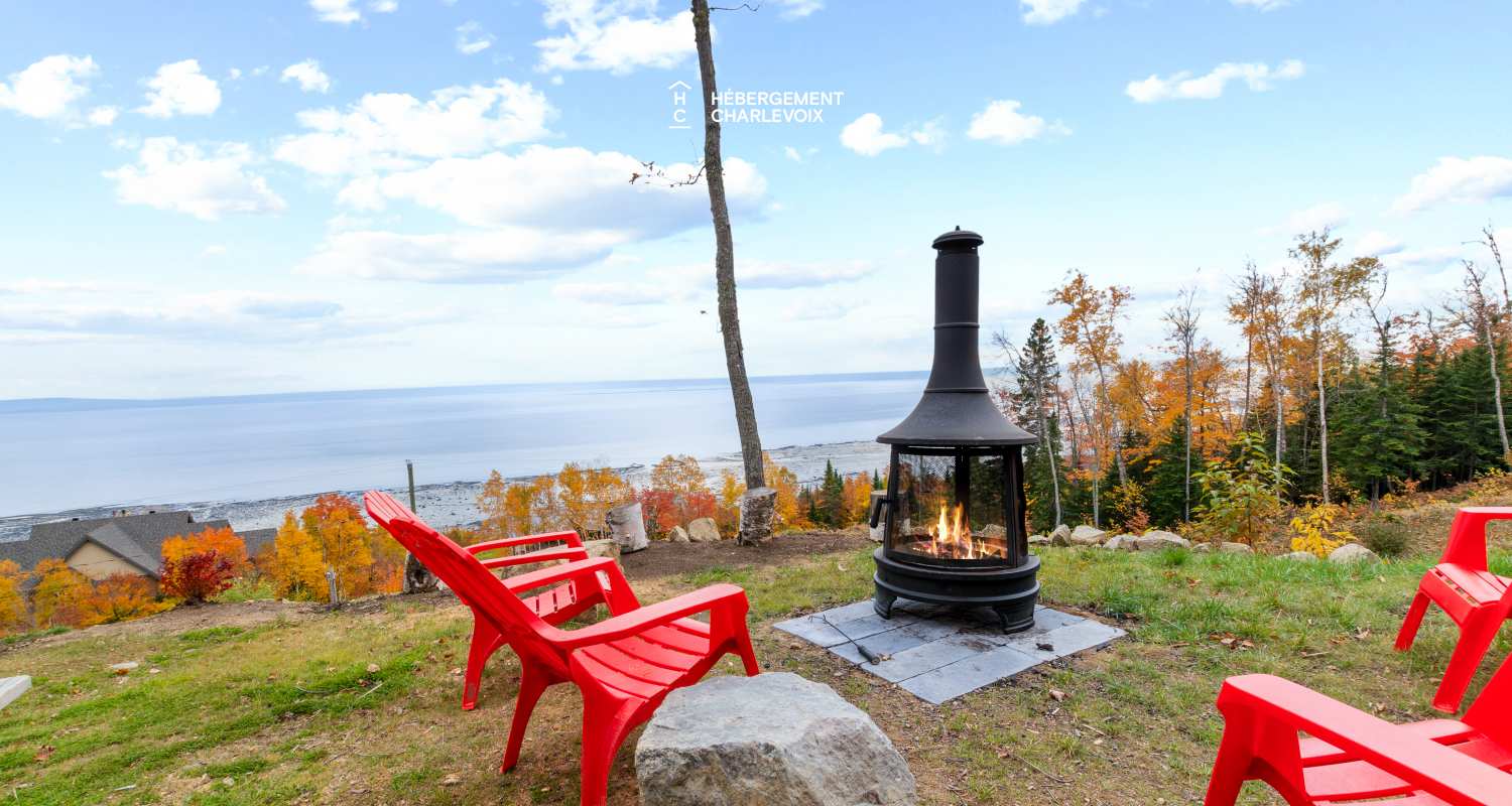 ROC-40 - New chalet with contemporary look with a view of the river!