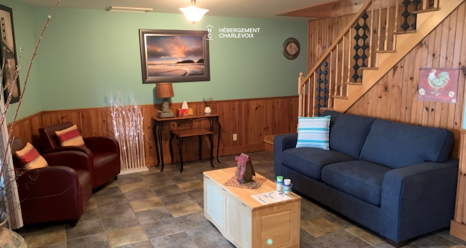 RUS-42 - Chalet en bois rond propice à la détente!