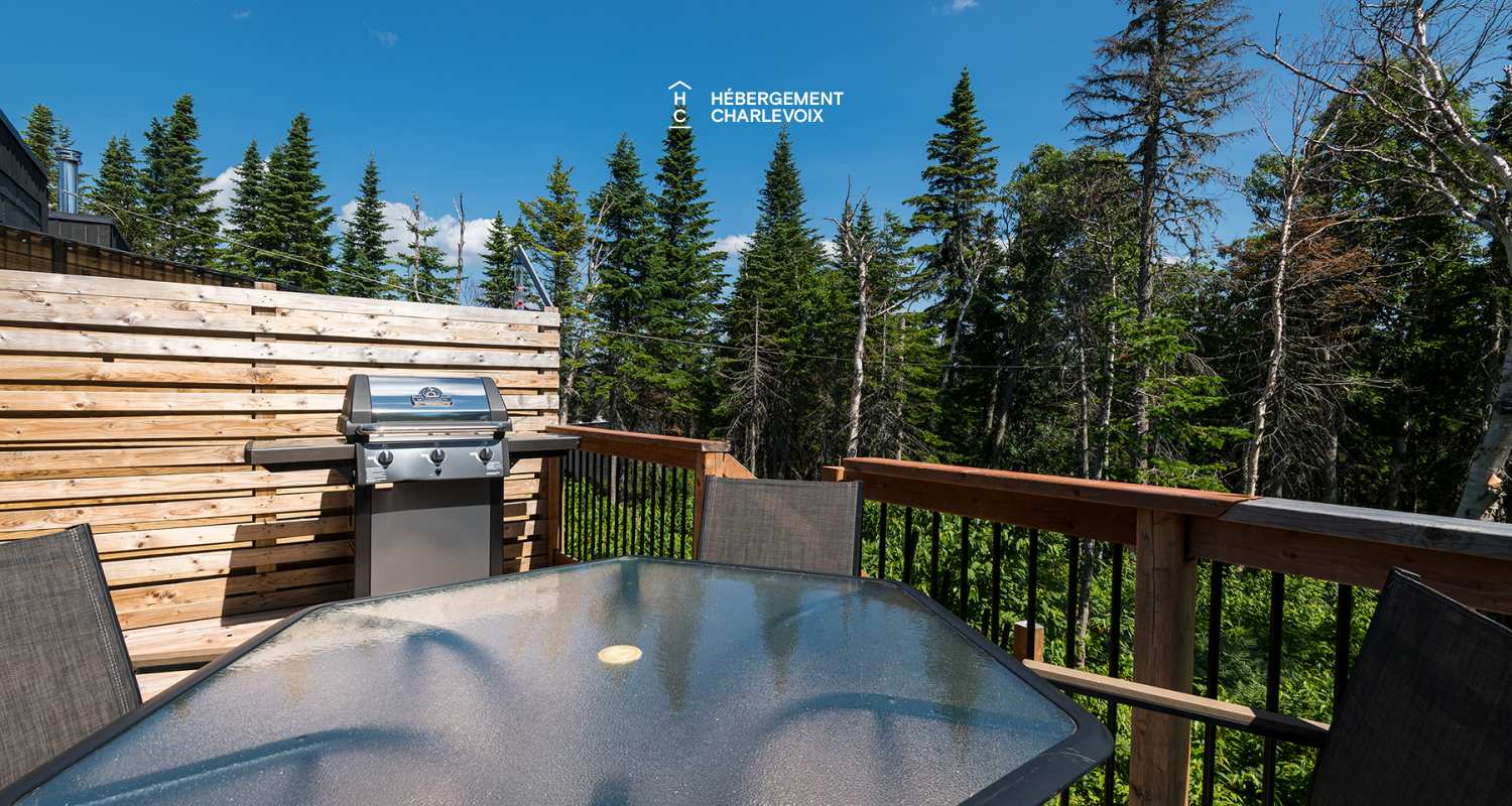 Refuge-11-A - Tini-house at the top the Massif