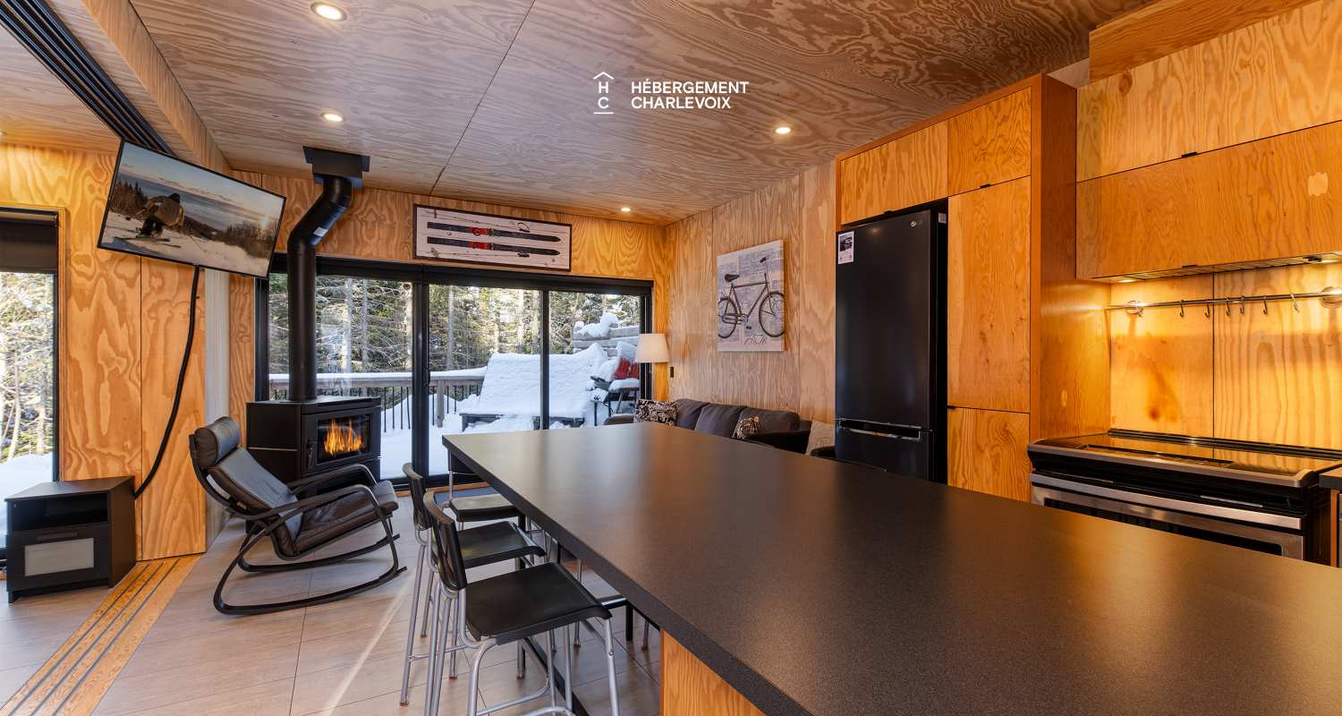 Refuge-17-C - Tini-house at the top the Massif