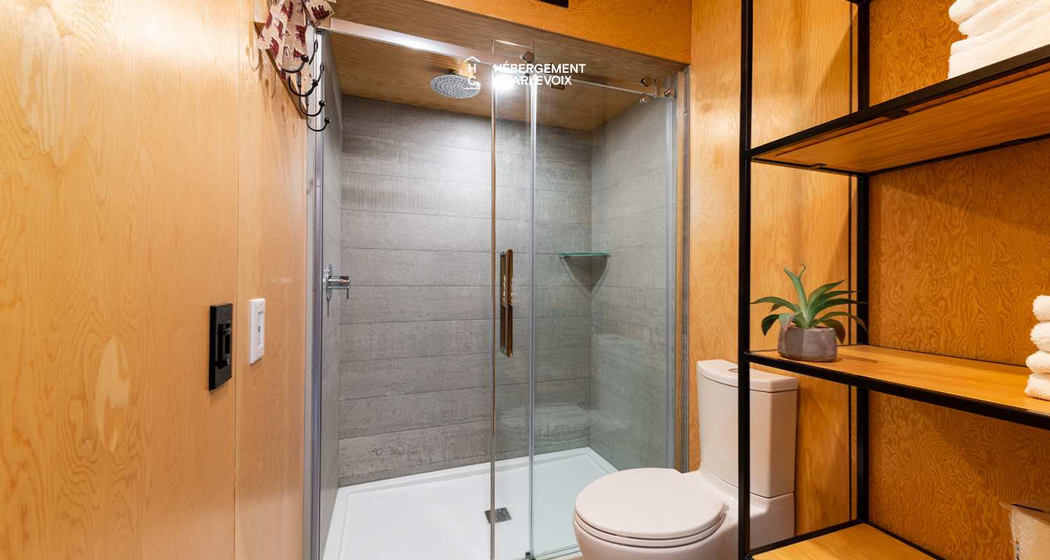 Refuge-3-A - Tini house at the top the Massif