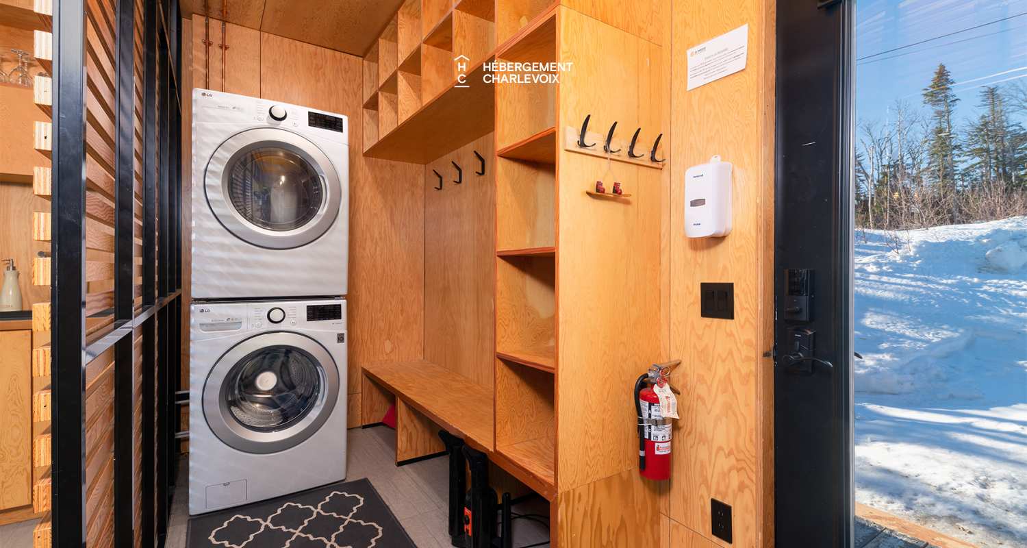 Refuge-3-A - Tini house at the top the Massif