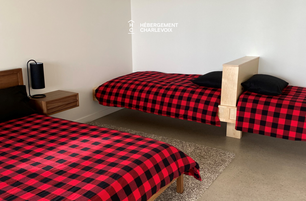 SHA-41 - Magnifique chalet NEUF, moderne avec vue spectaculaire