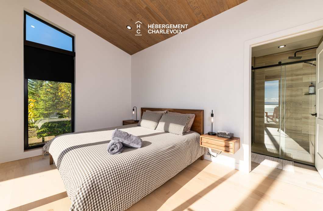 SHA-41 - Magnifique chalet NEUF, moderne avec vue spectaculaire