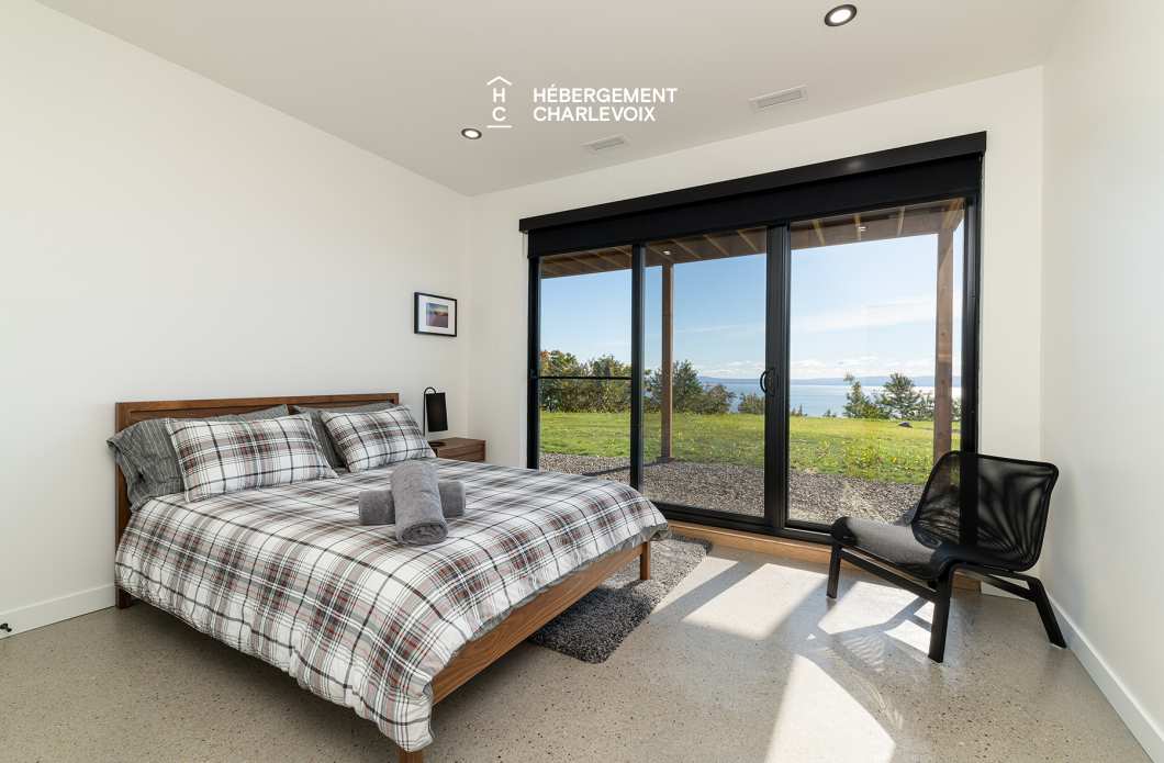 SHA-41 - Magnifique chalet NEUF, moderne avec vue spectaculaire