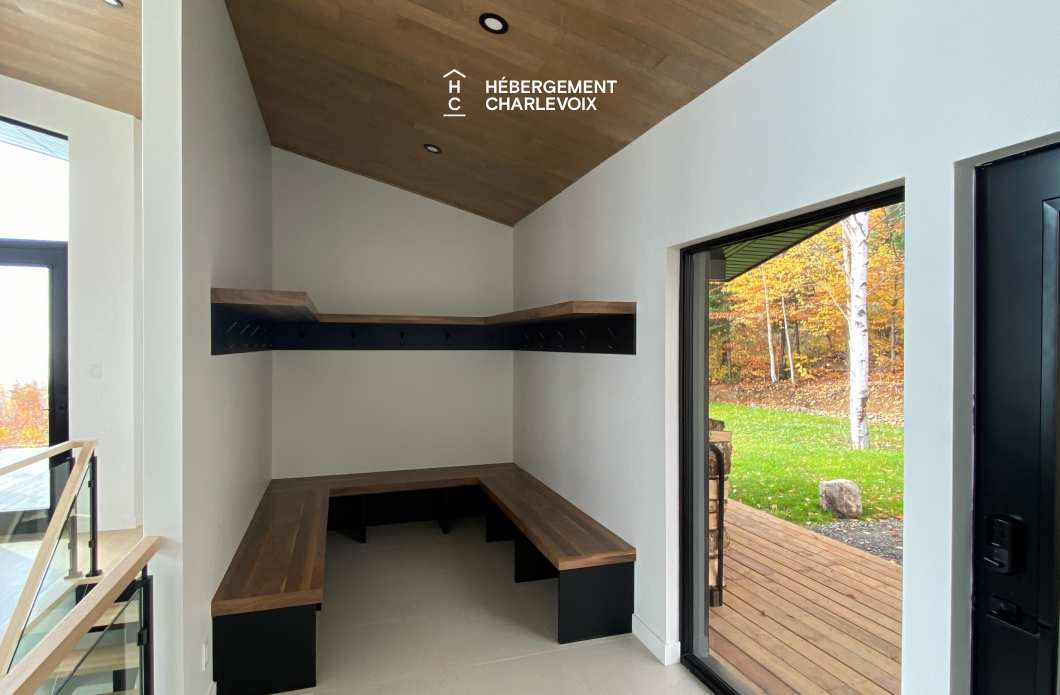 SHA-41 - Magnifique chalet NEUF, moderne avec vue spectaculaire