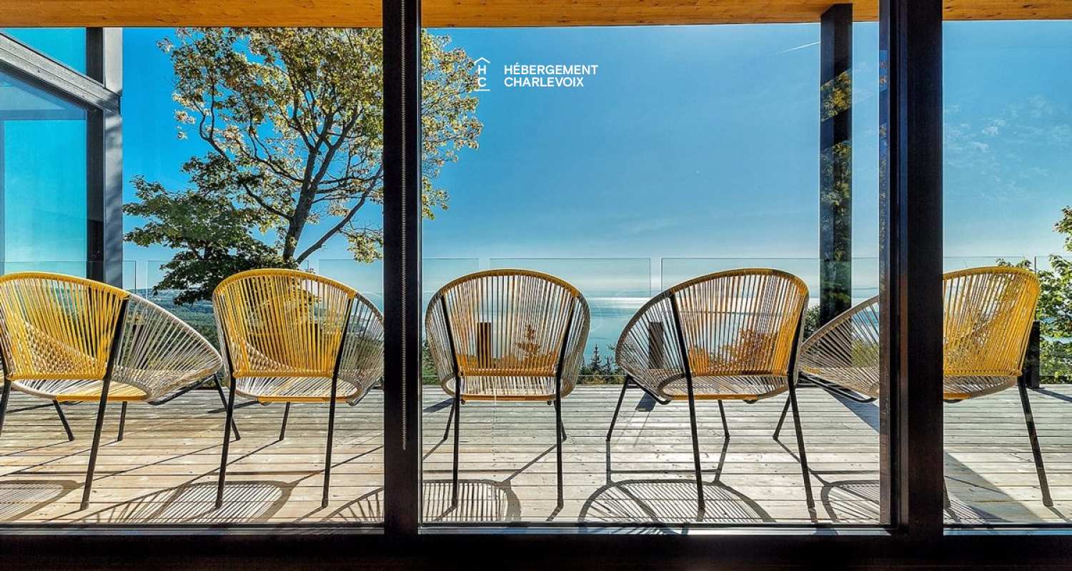 SEC-254 - Contemporary house for an escapade with friends or family