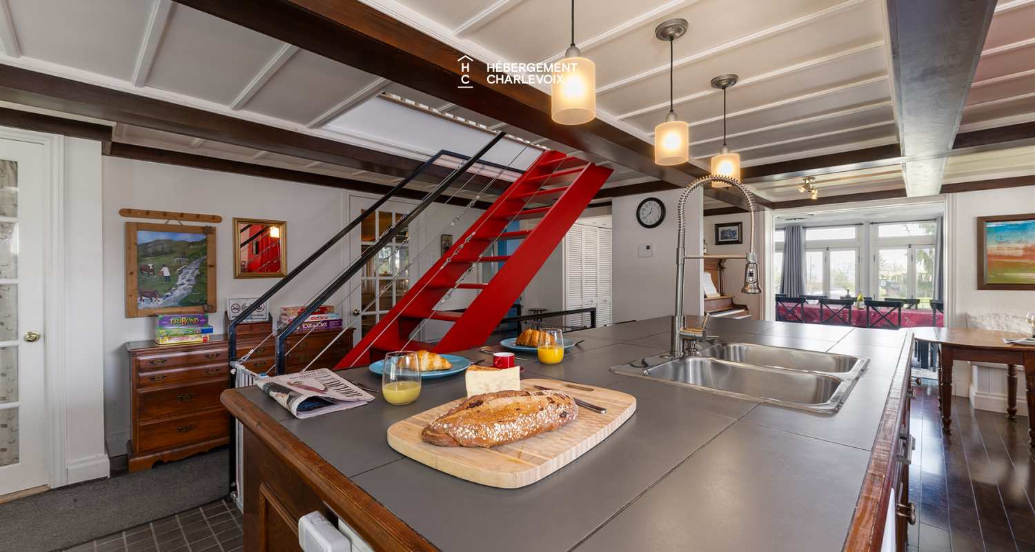 TOR-1049 - Près du Massif et de la plage de Petite-Rivière St-François