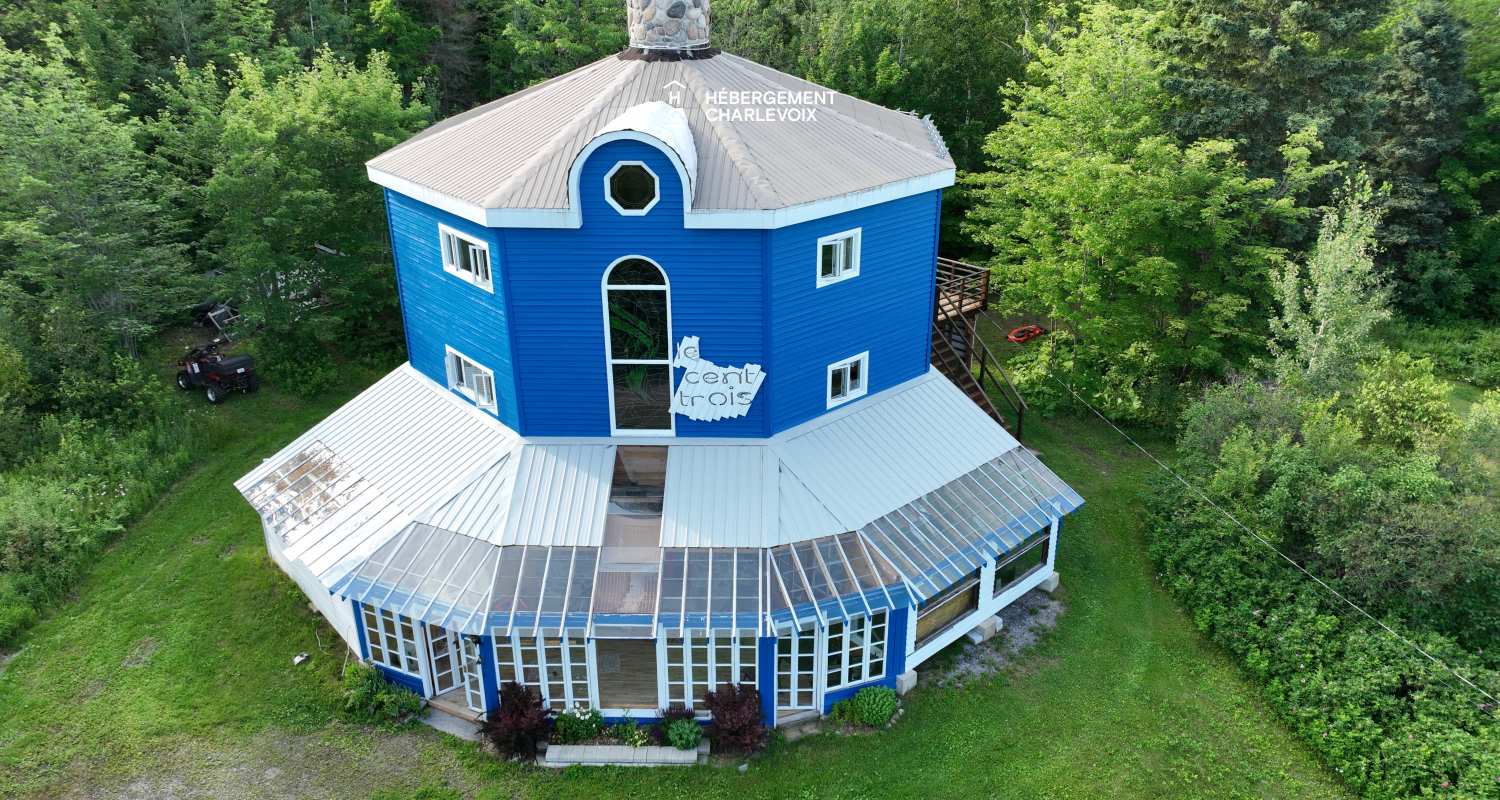 UNI-103 - Singular architecture