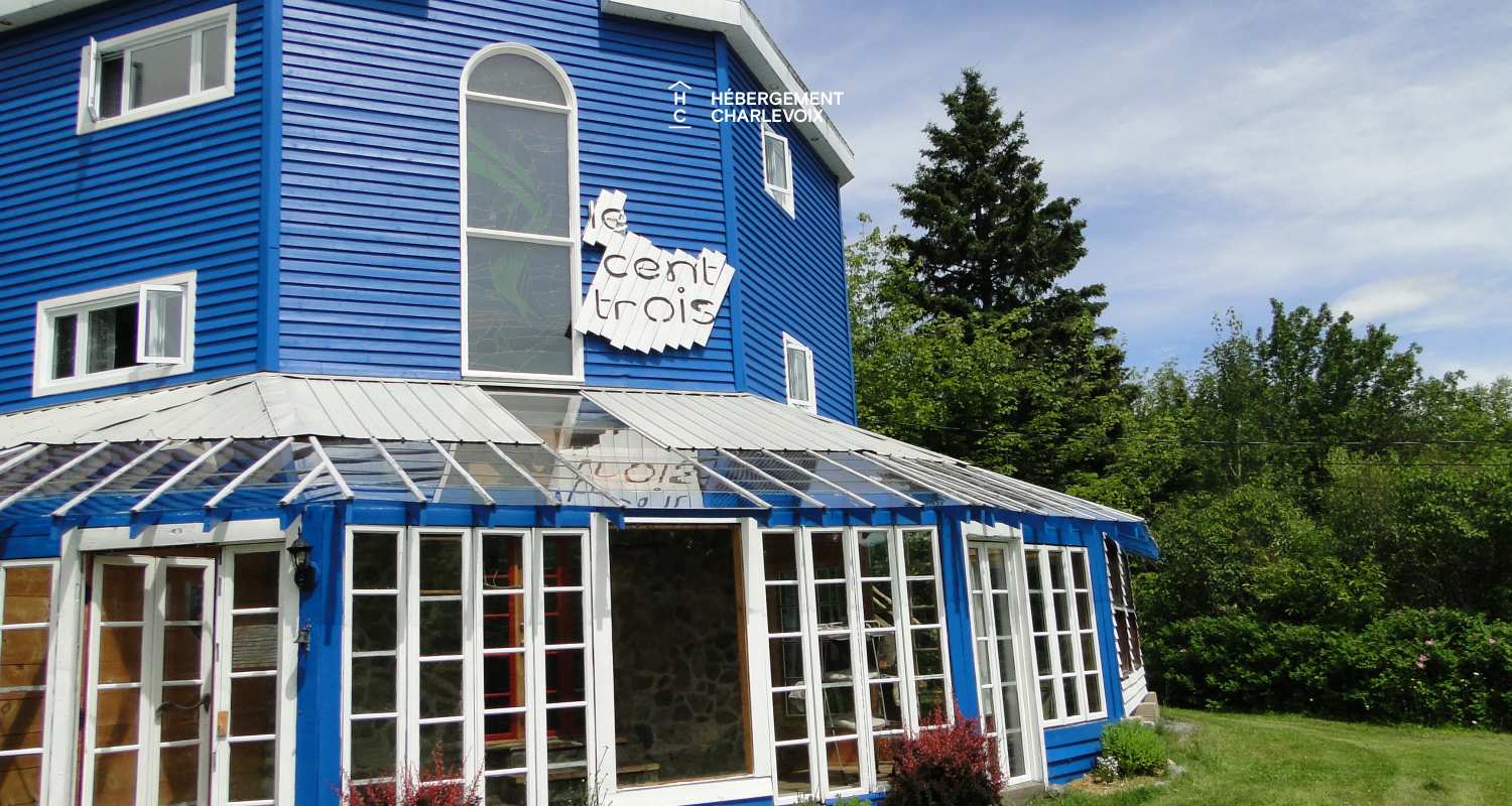 UNI-103 - Singular architecture